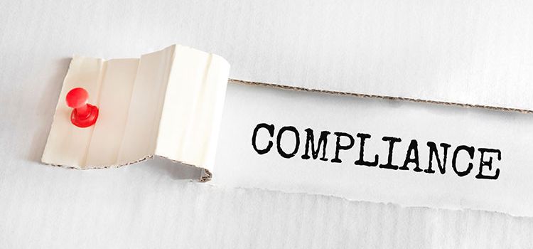 Karton mit der Aufschrift Compliance
