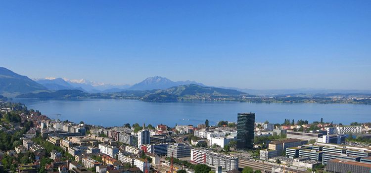 Blick auf das Crypto Valley in Zug