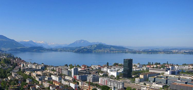 Blick auf das Crypto Valley in Zug