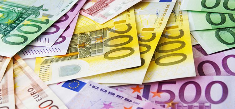 Euro-Banknoten in verschiedenen Werten