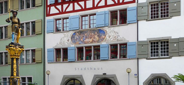 Stadthaus am Kolinplatz in Zug