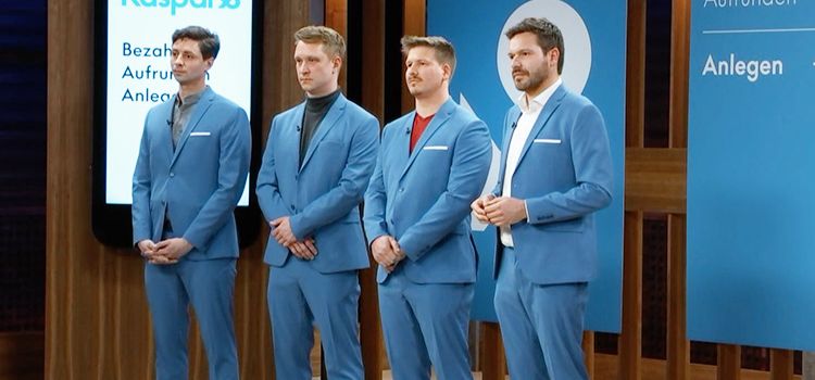 Das Gründerteam des FinTechs Kaspar& in der "Höhle der Löwen" Schweiz 
