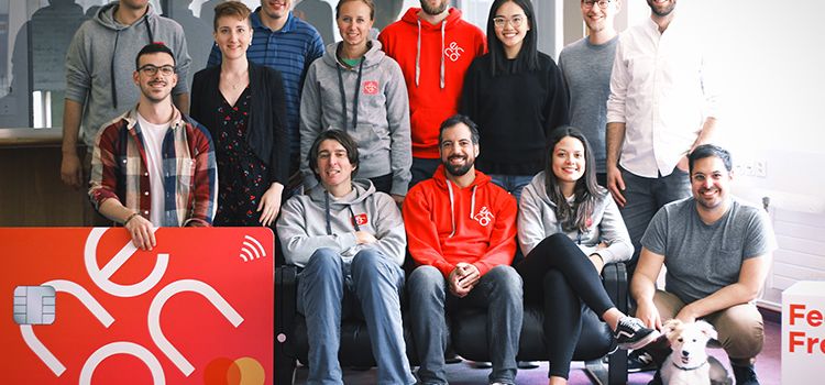 Das Team des Startups Neon