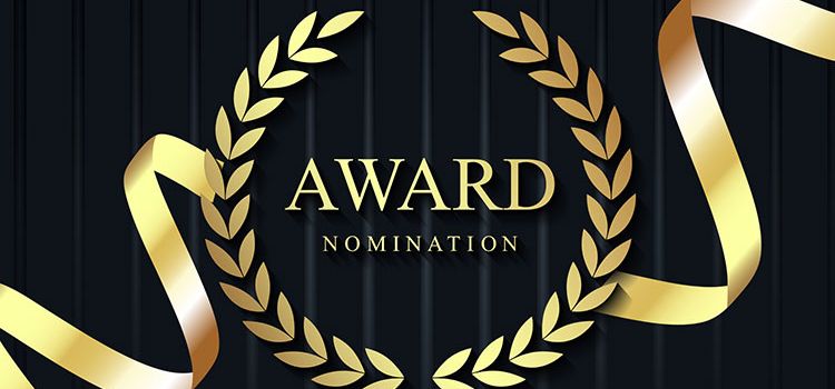 Kranz mit der Aufschrift Award