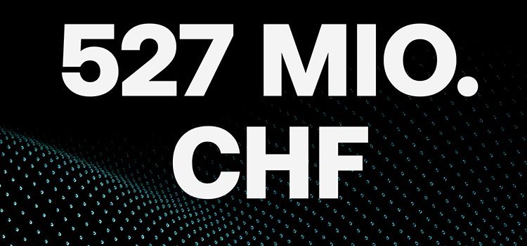 Plakat mit der Aufschrift 527 Mio. CHF, das bezeichnet die Summe der Betrugsversuche, vor denen die Challenger-Bank Revolut ihre Kunden geschützt hat