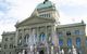 Vorderansicht des Bundeshauses in Bern