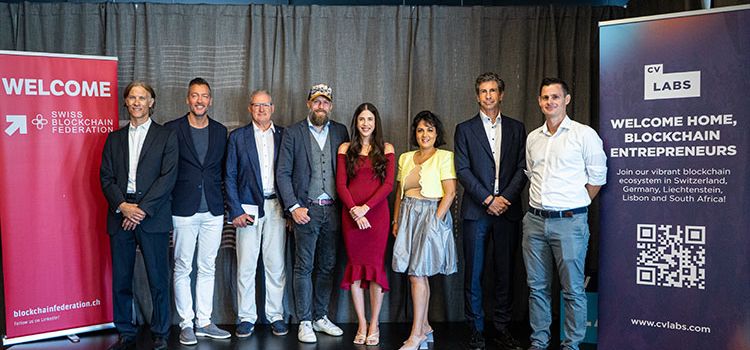 Macherinnen und Macher für das Crypto Valley: Andreas Dietrich (HSLU IFZ), Mathias Ruch (CV VC), Heinz Tännler (Zuger Finanzdirektor), Frederik Gregaard (Cardano), Tracy Trachsler (CV Labs), Sarojiini McKenna (Dacoco), Bernhard Rütsche (Uni Luzern), Philipp Vonmoos (Solana)