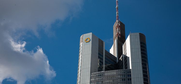 Das Hauptgebäude der Commerzbank Deutschland in Frankfurt