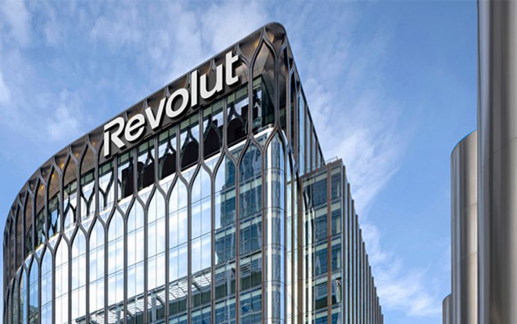 Teilansicht des Hauptquartiers der Challenger-Bank Revolut