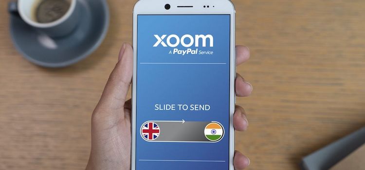 Handy mit Xoom-Transferservice von PayPal