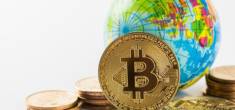 Kryptomünzen vor einem Globus