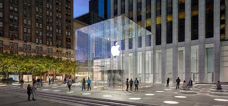 Apple Store Fifth Avenue, New York