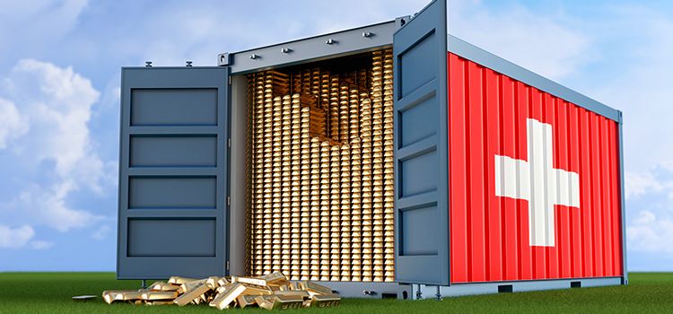 Container mit Schweizer Wappen, der mit Goldbarren gefüllt ist