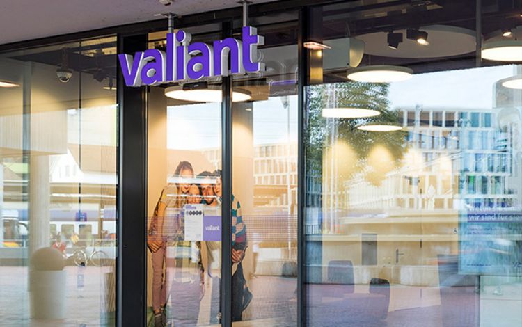 Eingang einer Valiant Bank