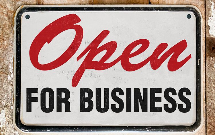 Schild mit der Aufschrift "Open für Business"