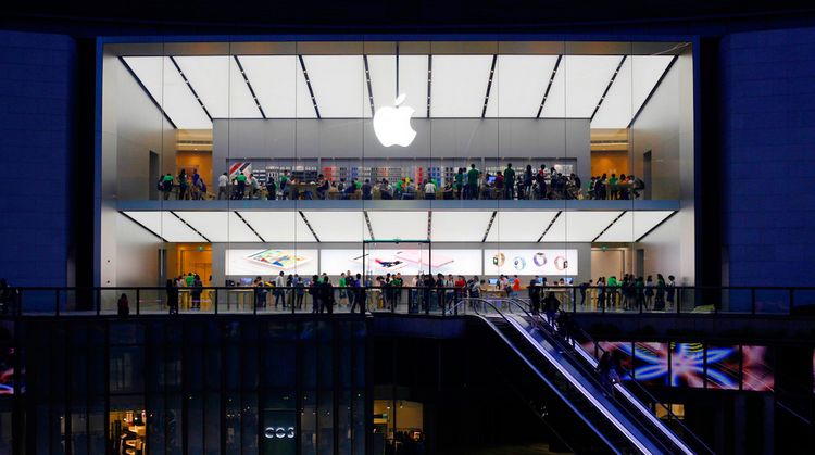 Apple Store in Guangzhou, Сhina