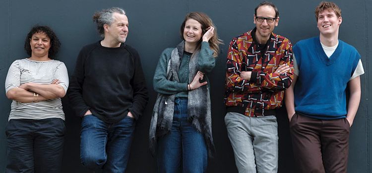 Das Team des Startups Ting: Ondine Riesen, Ralph Moser, Sasa Löpfe, Silvan Groher, Juri Seger