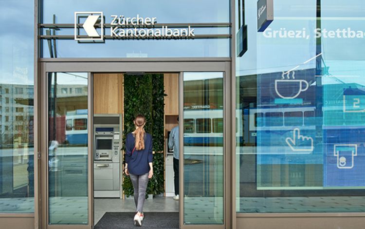 Aussenansicht der ZKB, Filiale Stettbach