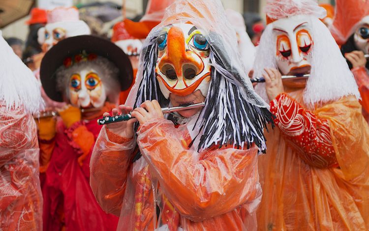 Piccolo-Spieler an der Basler Fasnacht