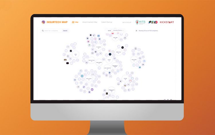 Monitor mit Ansicht der ersten interaktiven InsurTech Map