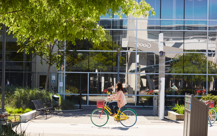 Fahrradfahen auf dem Google Campus