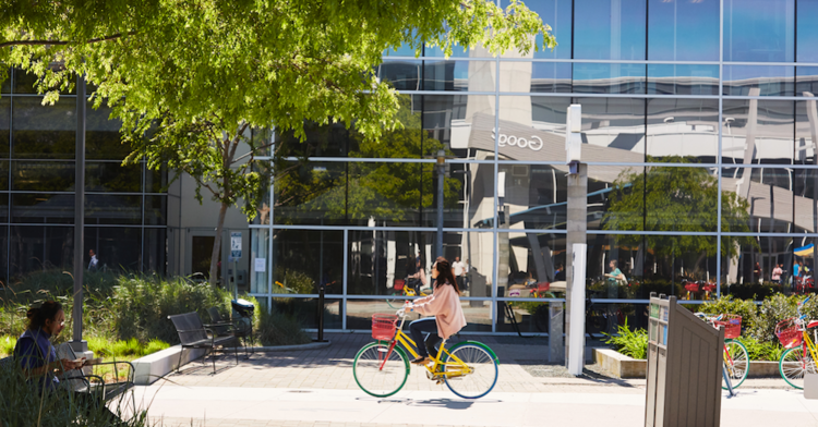 Fahrradfahen auf dem Google Campus