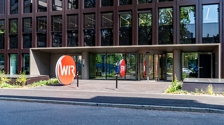 Die Frontansicht des Hauptsitzes der Bank WIR in Basel