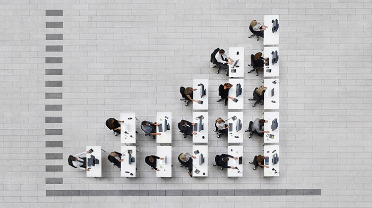 Mitarbeiter am Arbeitsplatz von oben, dargestellt in Form eines Diagramms