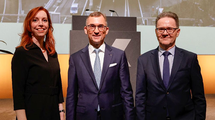 Cornelia Stengel, VR-Präsident Roland Ledergerber, Ivo Wechsler