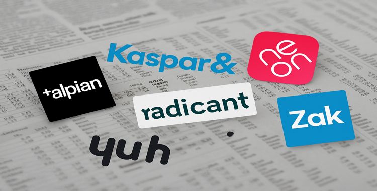 Logos von Neo-Banken auf einer unscharfen News-Seite